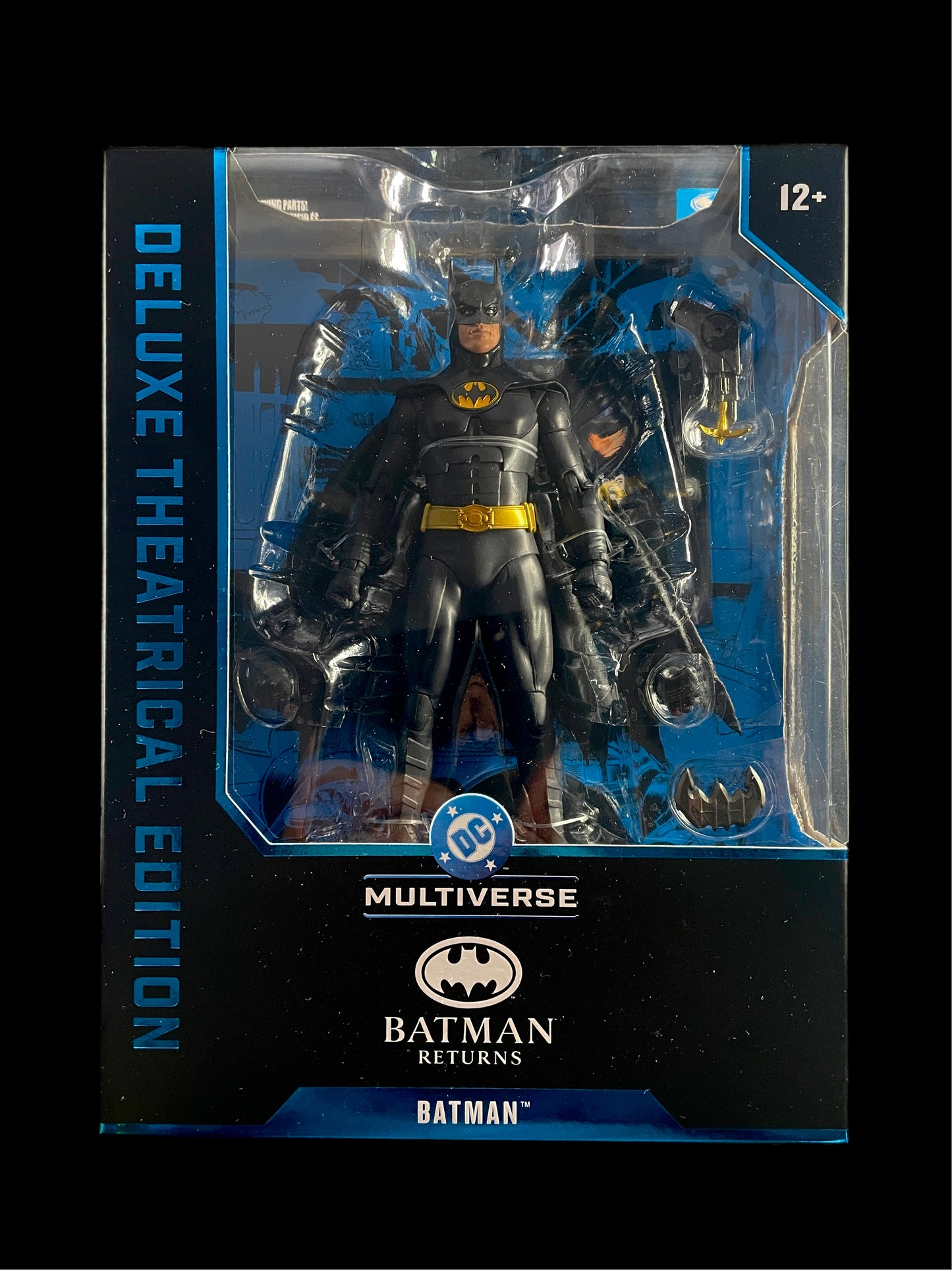 DC Multiverse Batman Returns Deluxe Edition 7-inch action figure with batarangs and grapnel launcher.